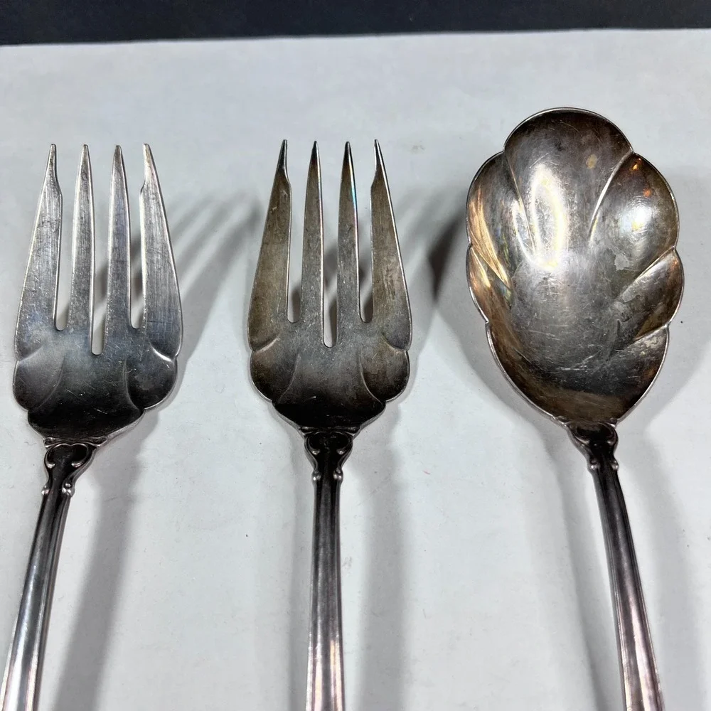 Holmes & Edwards I S Deep Silver Plated Serving Set of 3 Spoon Forks Scalloped